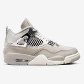 Air Jordan 4 Frozen Moments