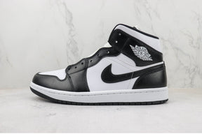 Nike Jordan 1 Mid Panda