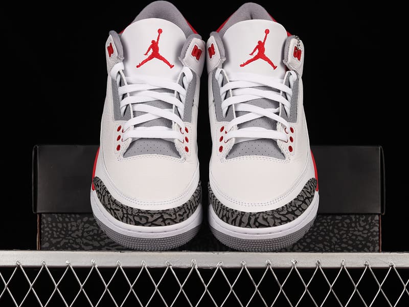 Air Jordan 3 Fire Red