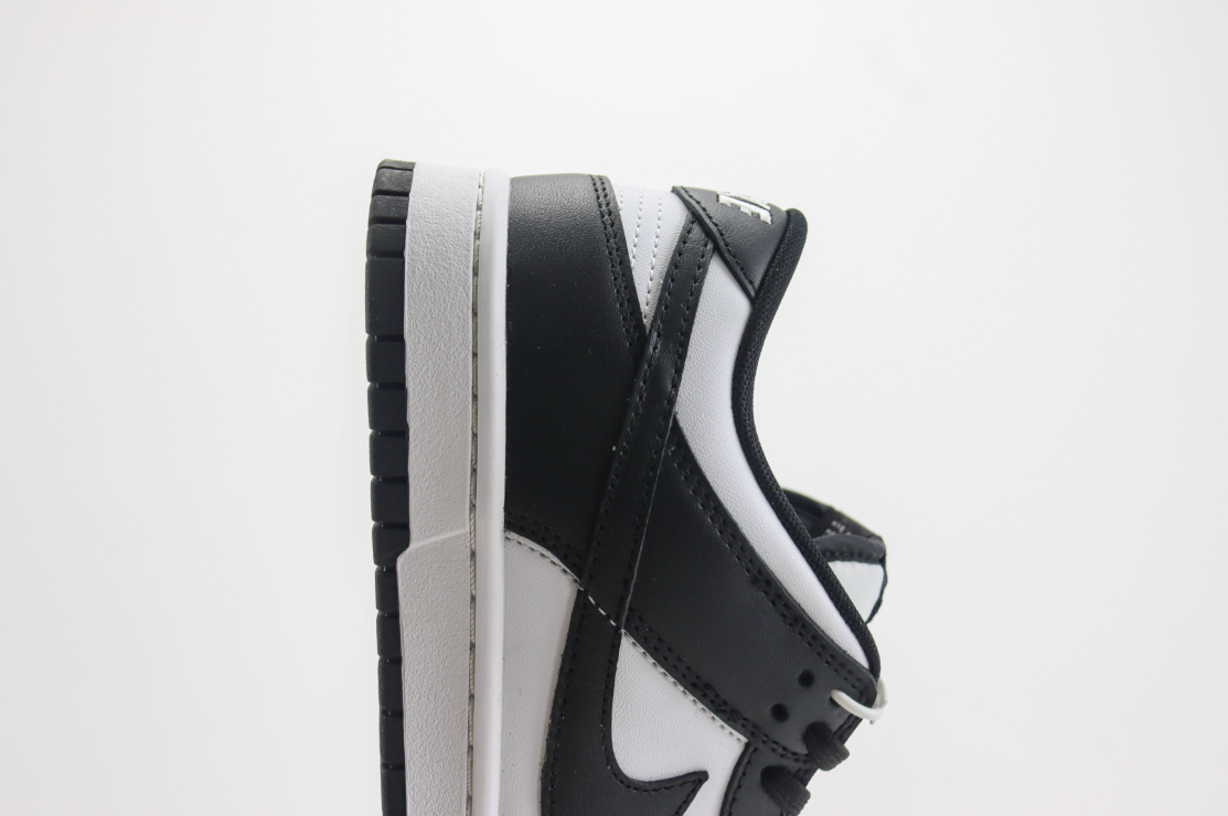 Nike Dunk Low - Panda