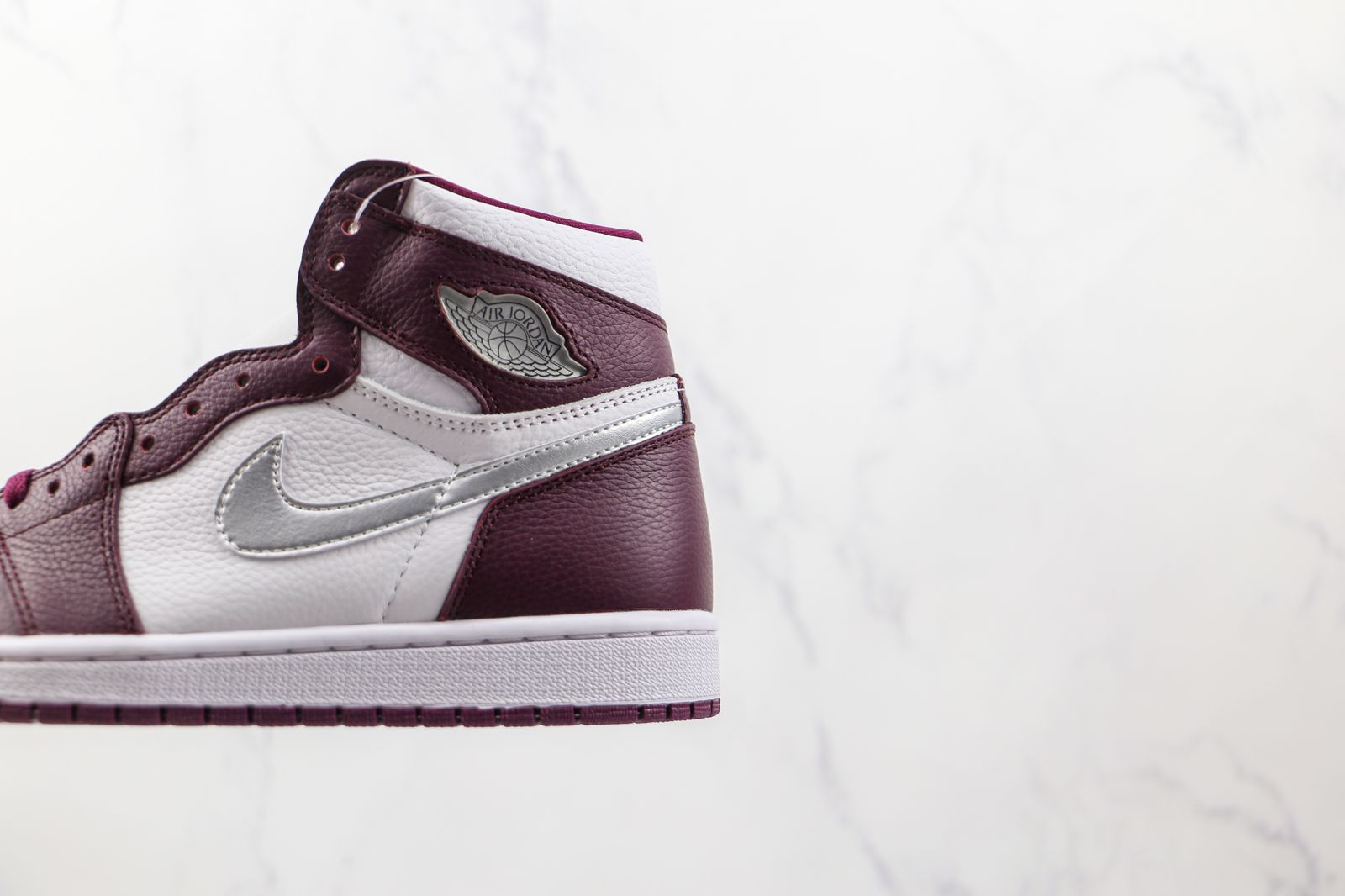 Nike Air Jordan 1 High Retro Bordeaux