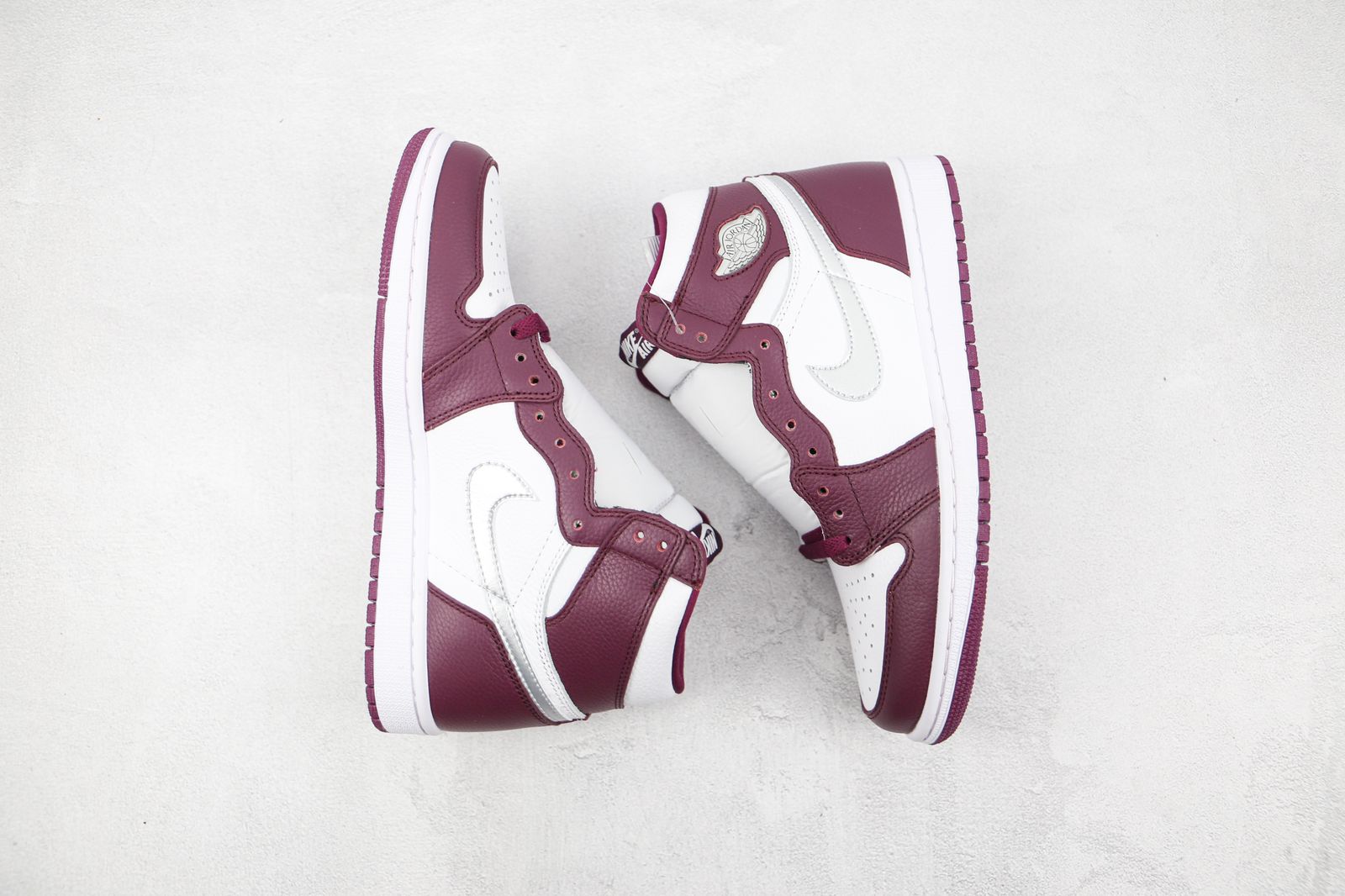 Nike Air Jordan 1 High Retro Bordeaux