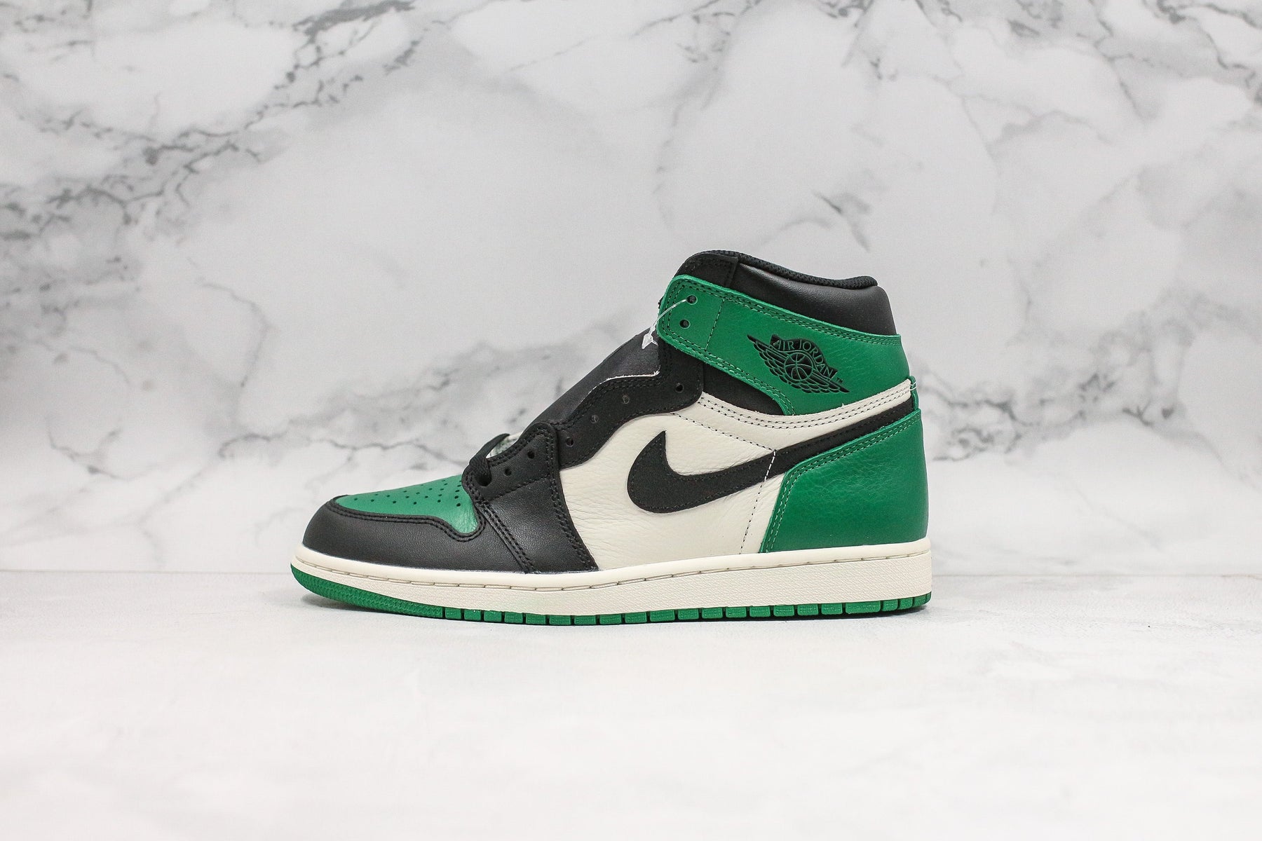 Nike Jordan 1 Retro High Pine Green